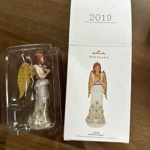 Hallmark Keepsake Ornament 2019 Love Christmas Angel NIB
2nd in the series